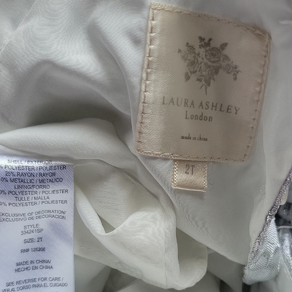 Laura Ashley Girls Silver A-line Flutter Sleeve Dress Size 2 - Picture 4 of 7